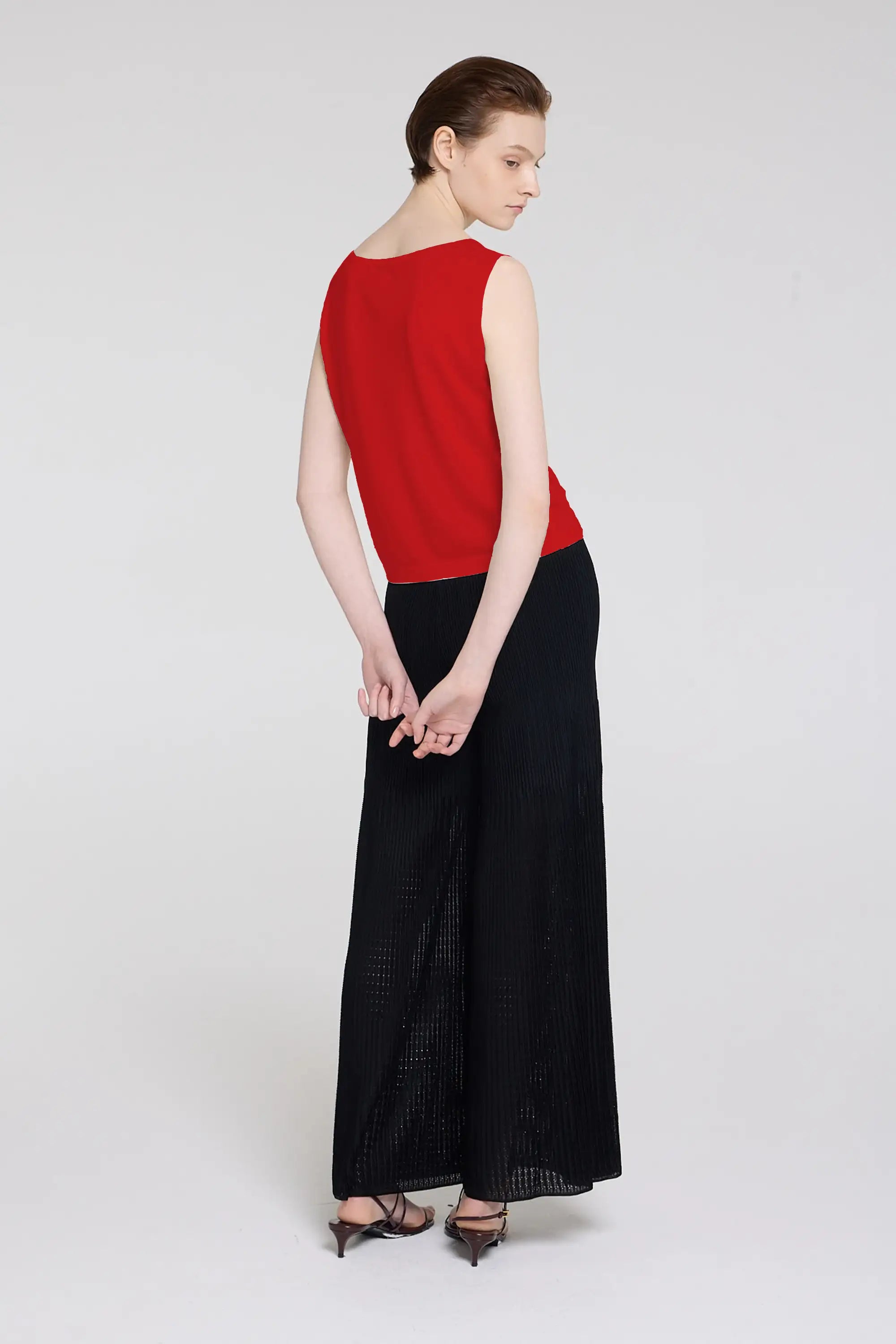 #color_scarlet red