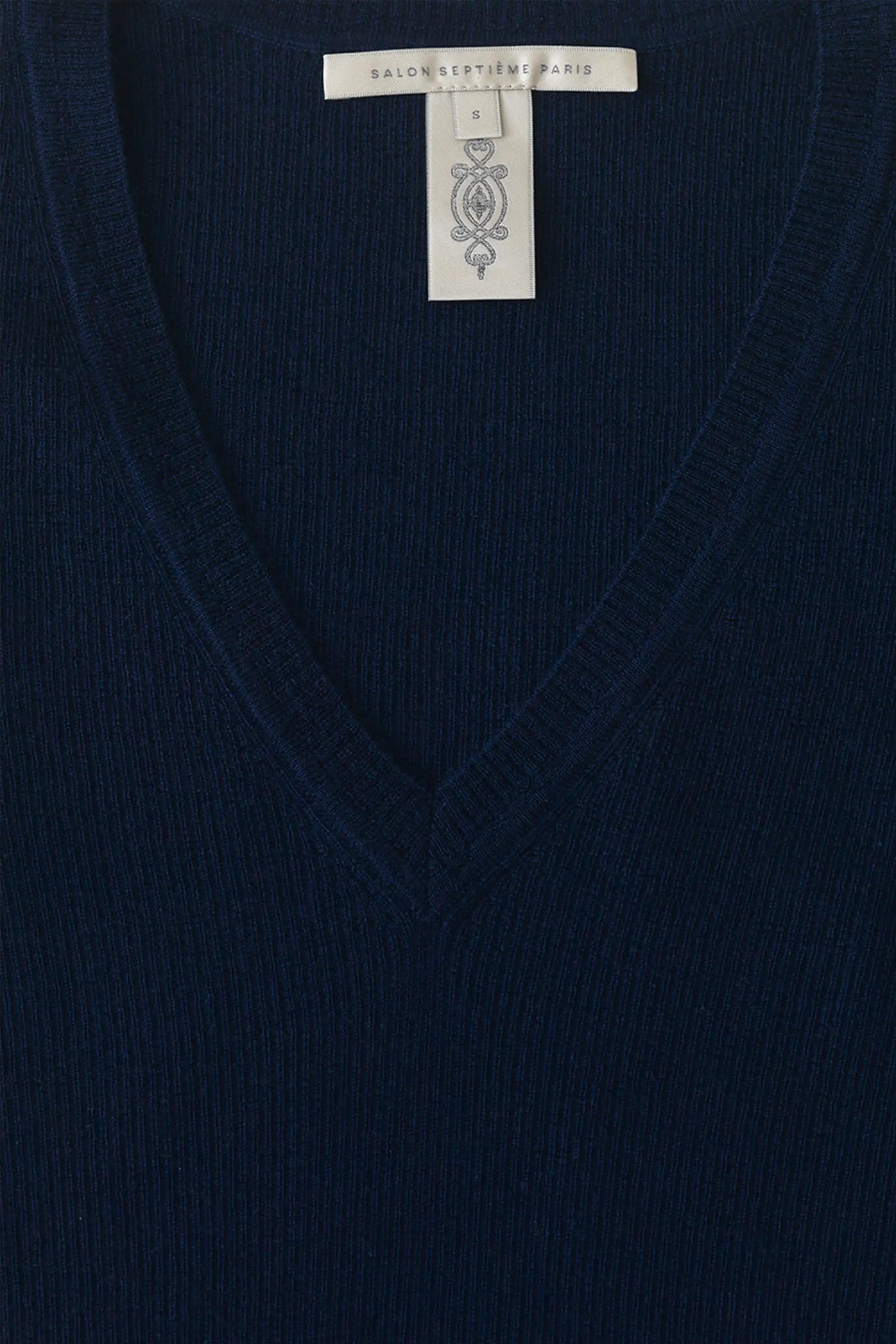 #color_navy