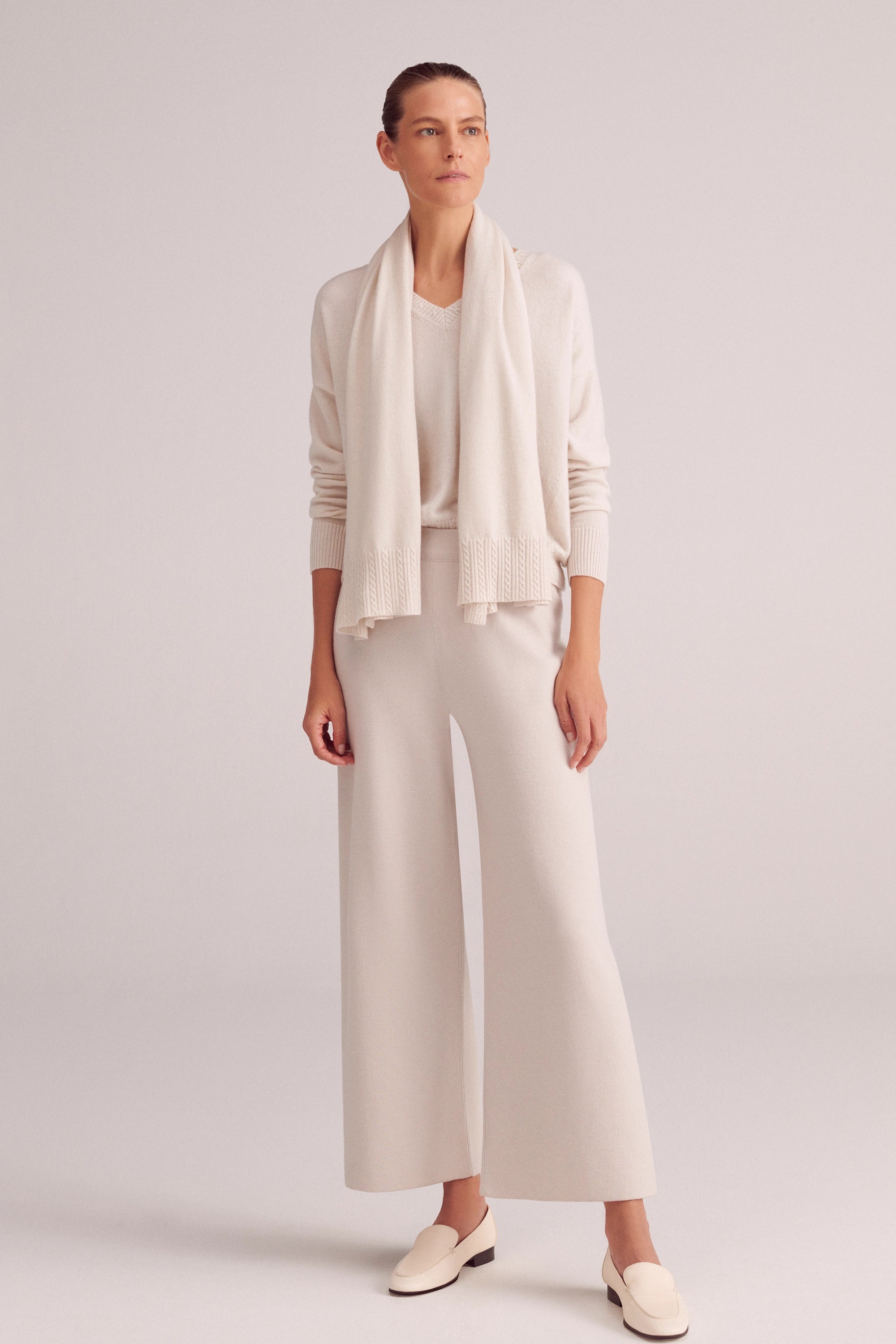 #color_ivory