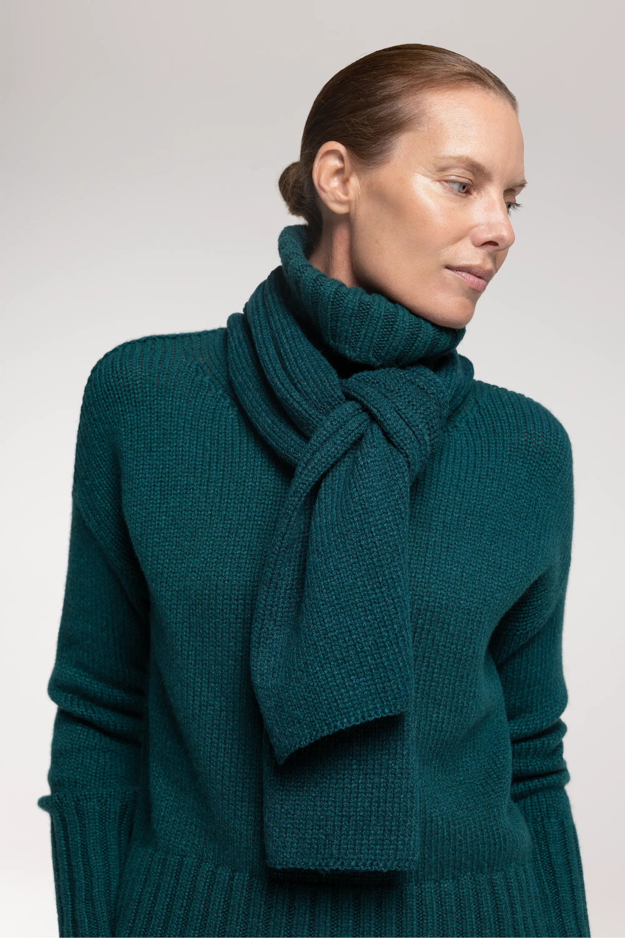 #color_emerald green