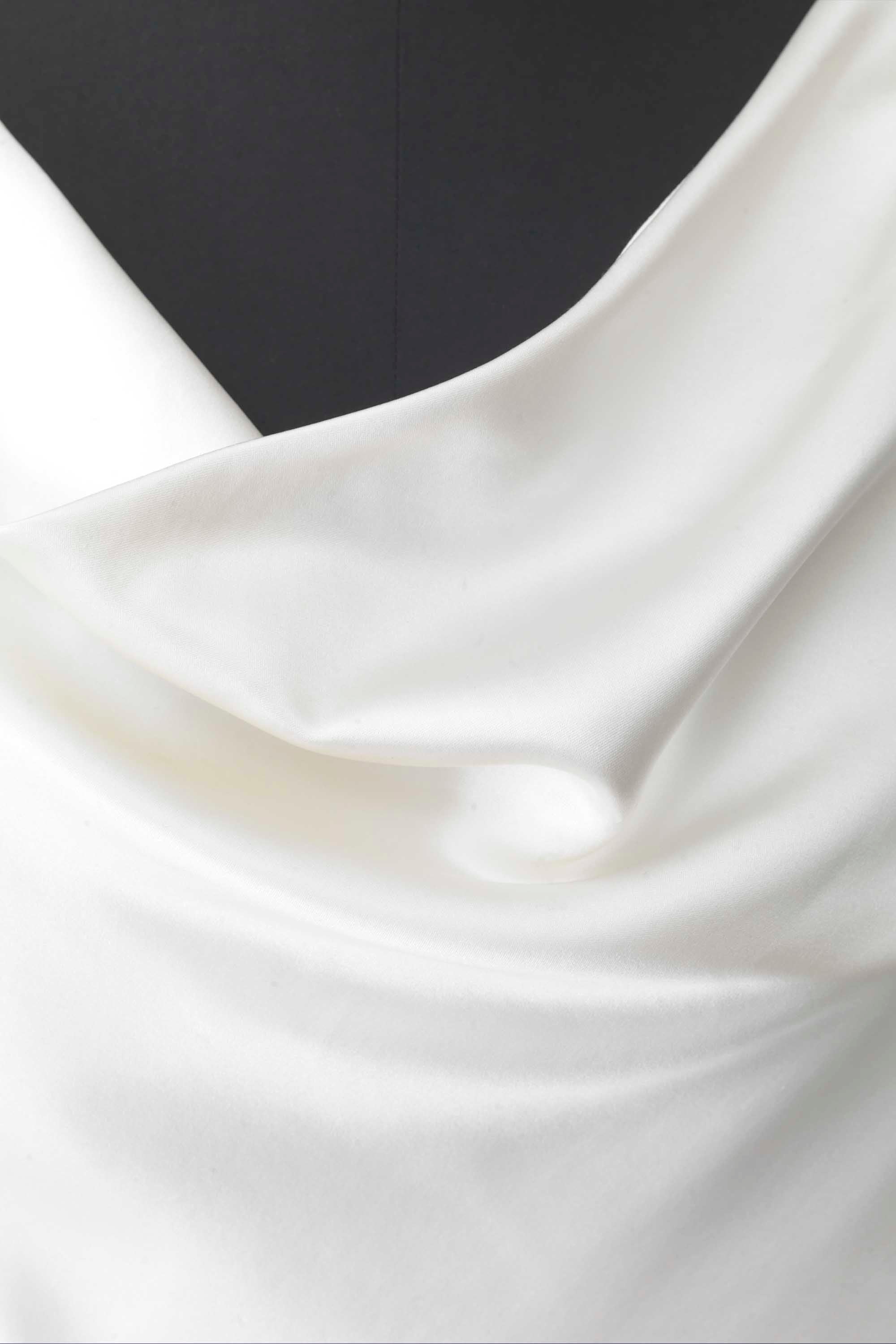 #color_ivory
