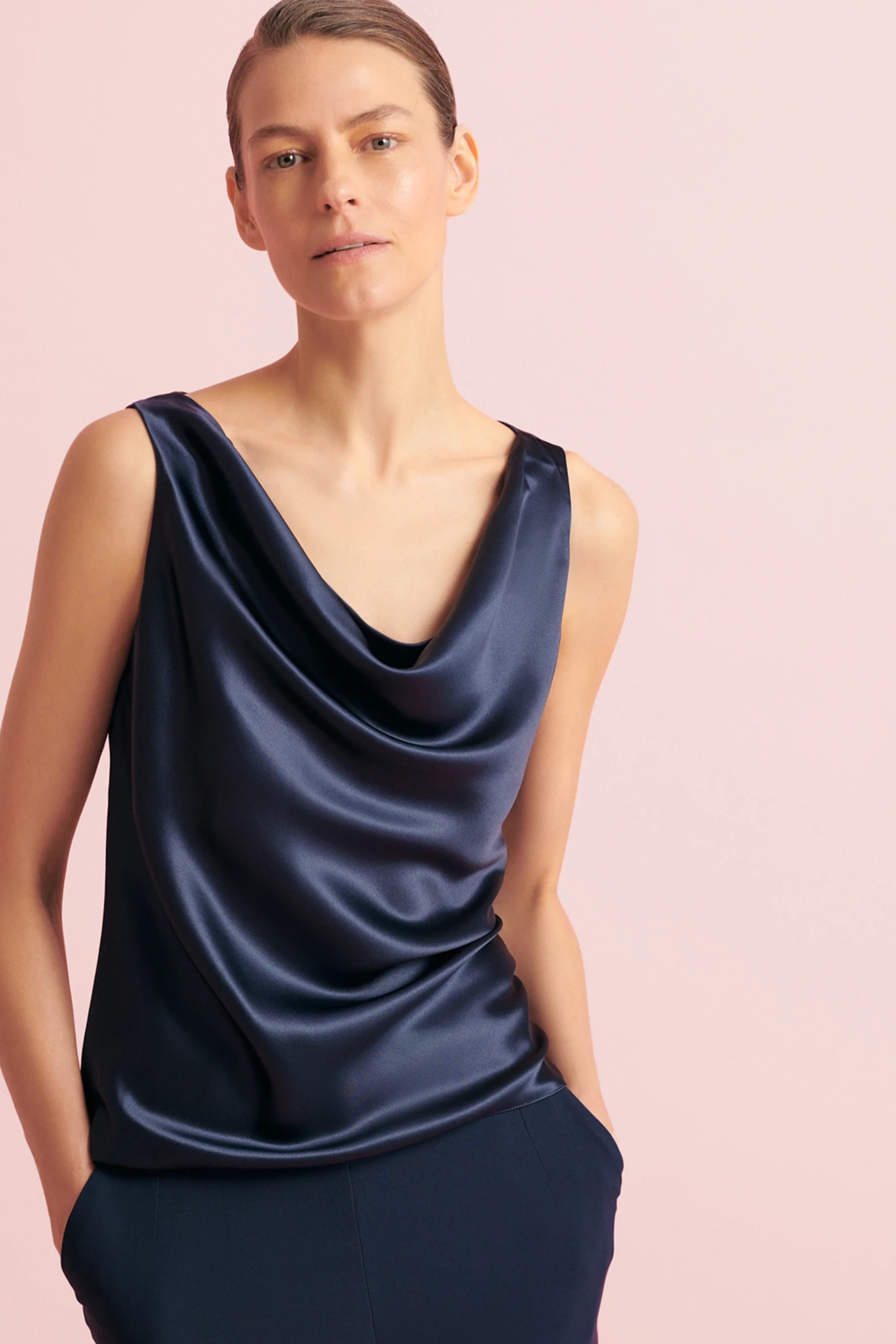 【新品】OMMO SATIN DRAPE TANK TOP Zeagoo Women's Silk Satin Tank Tops 2026 V Neck Adjustable