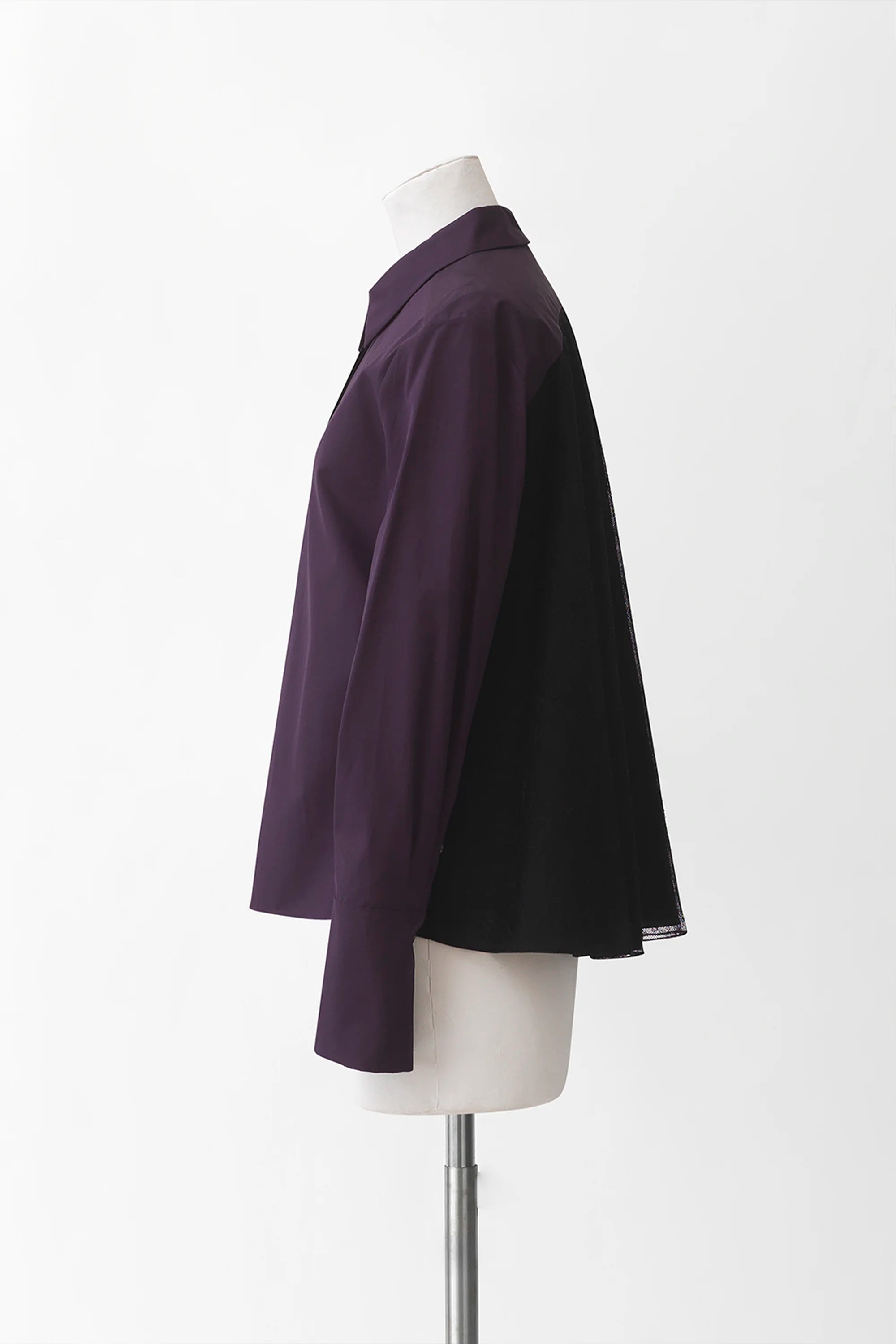 #color_dark purple and black