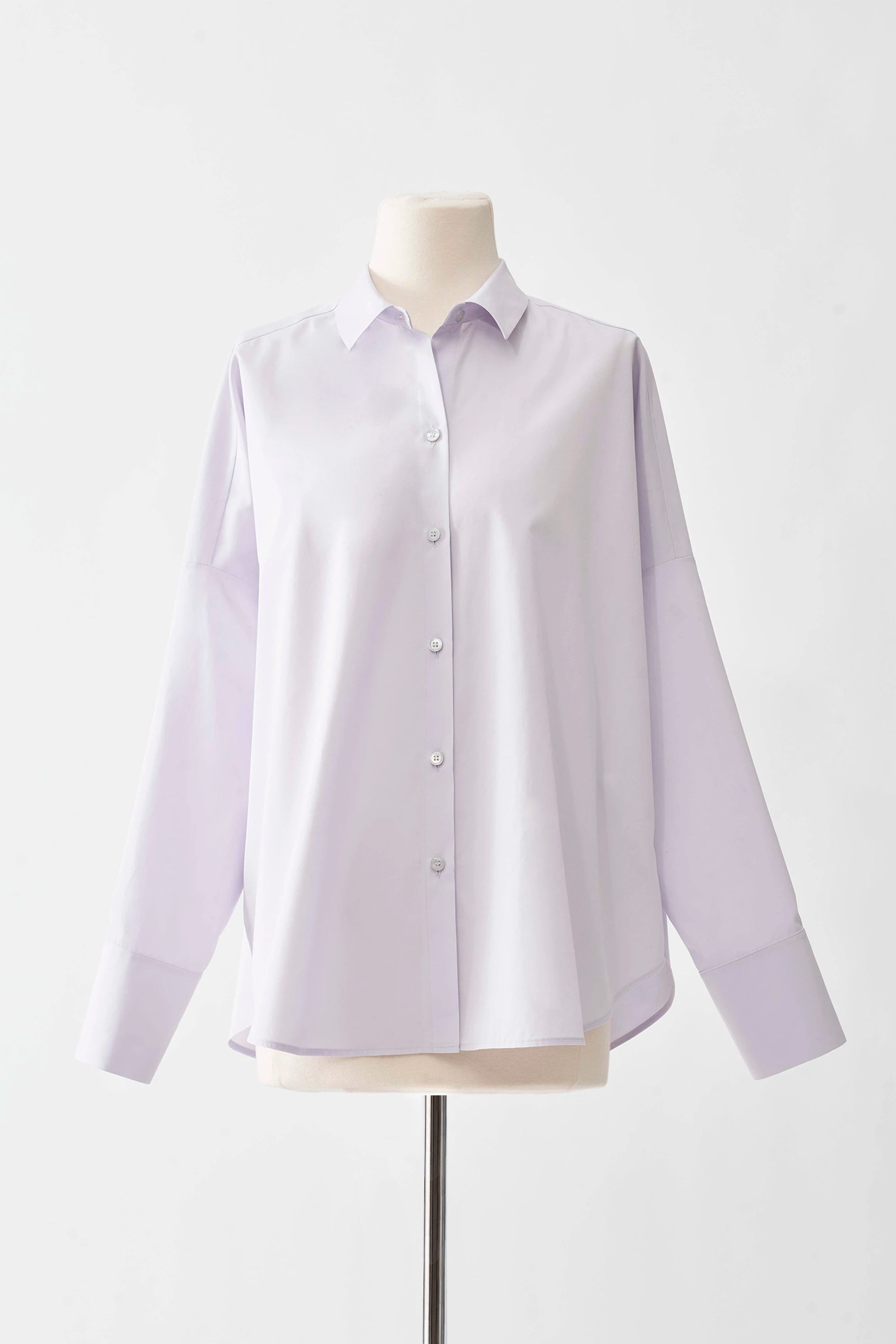 #color_white lilac