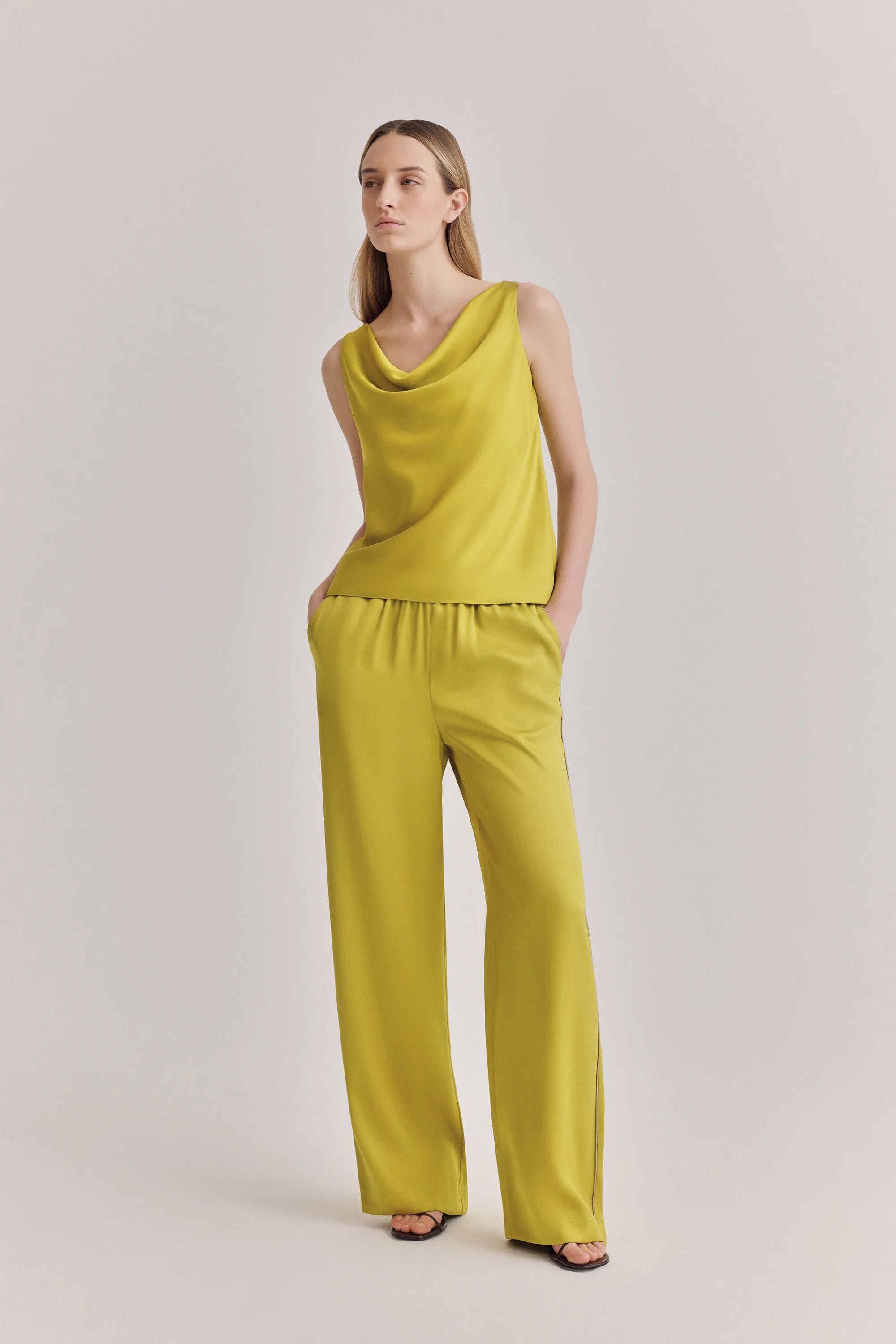 #color_chartreuse