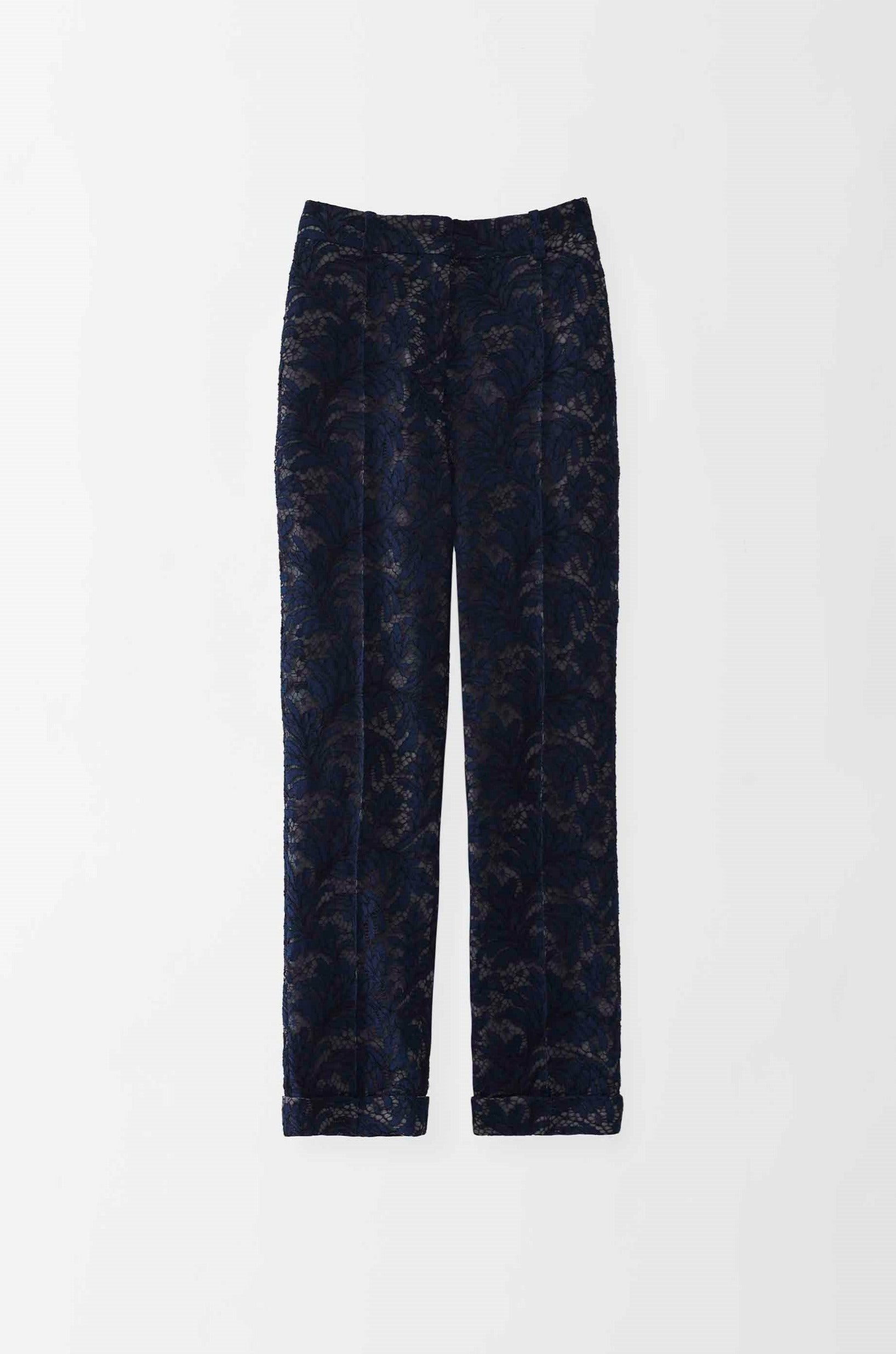 #color_navy on medium grey