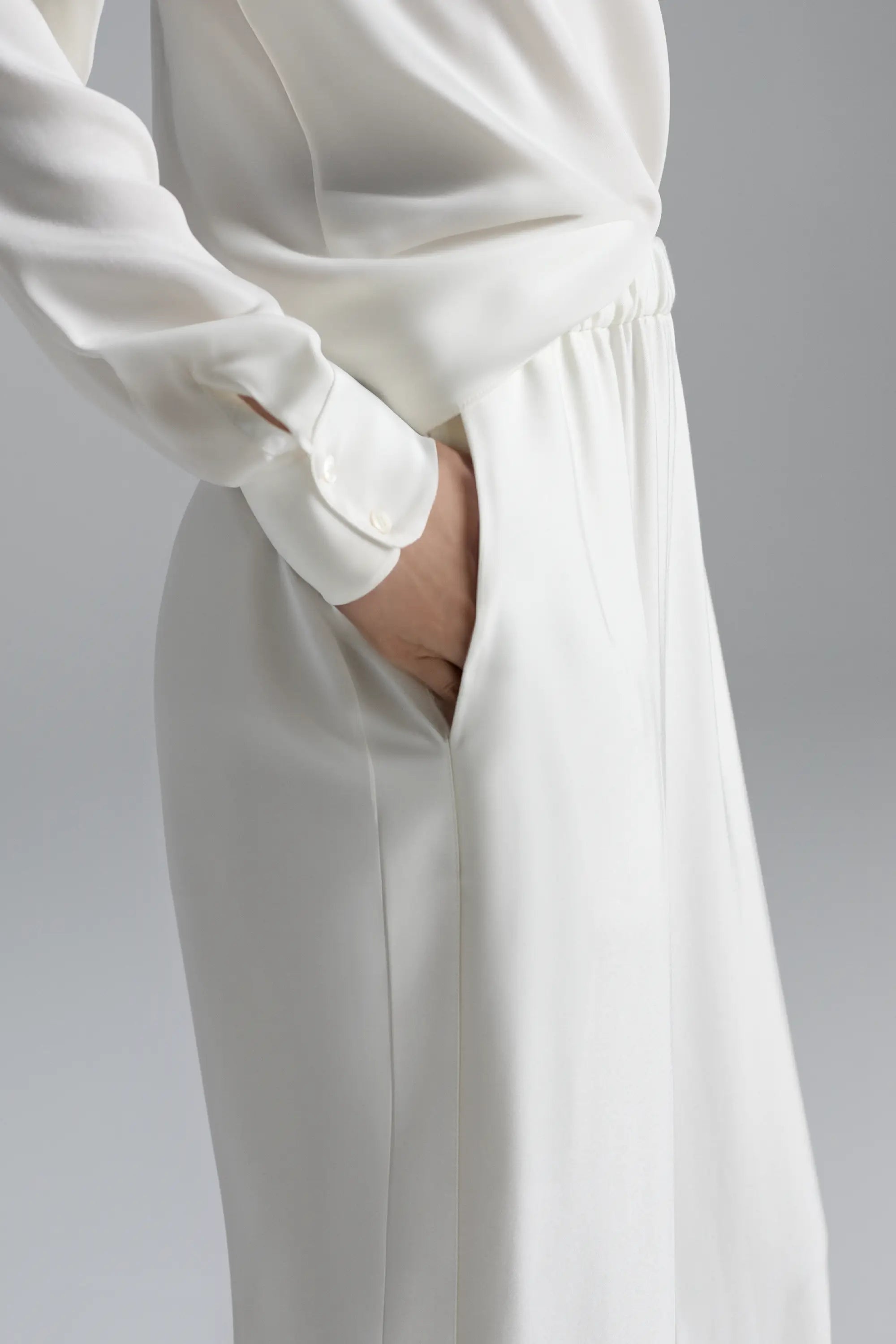 #color_ivory