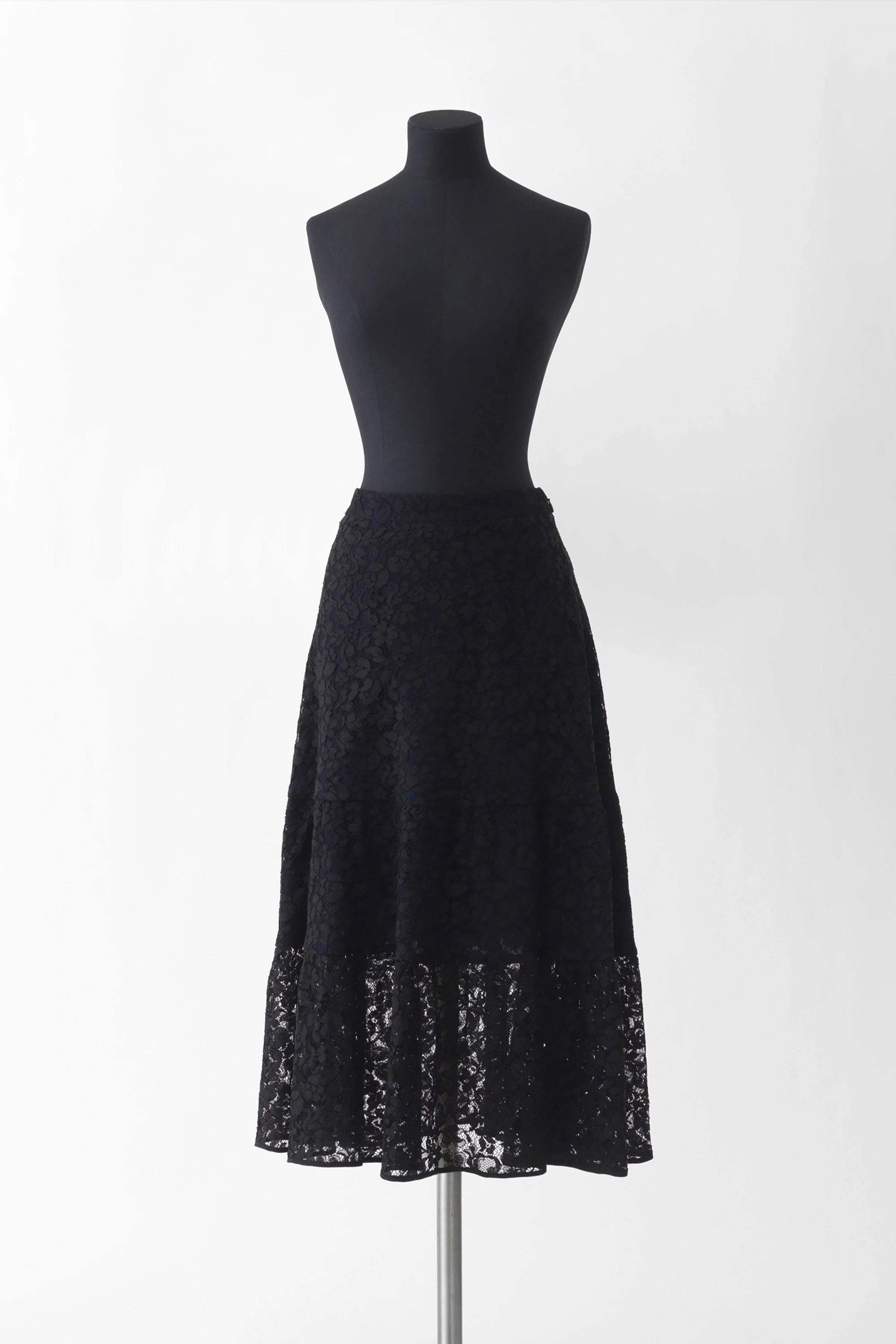 #color_black on navy