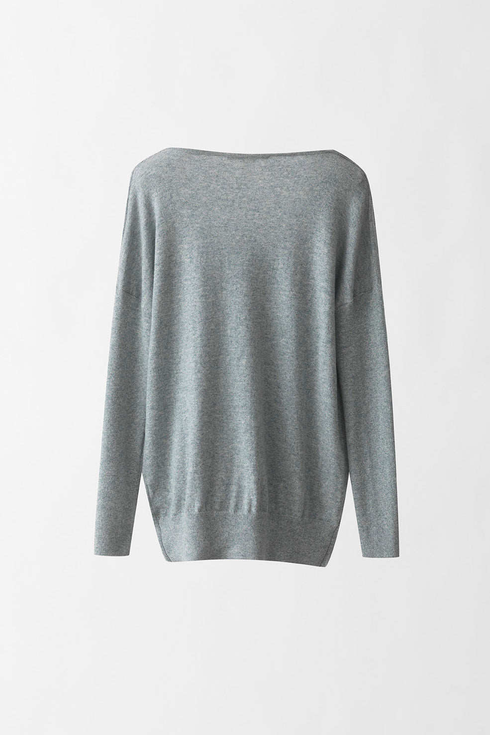 #color_smokey grey