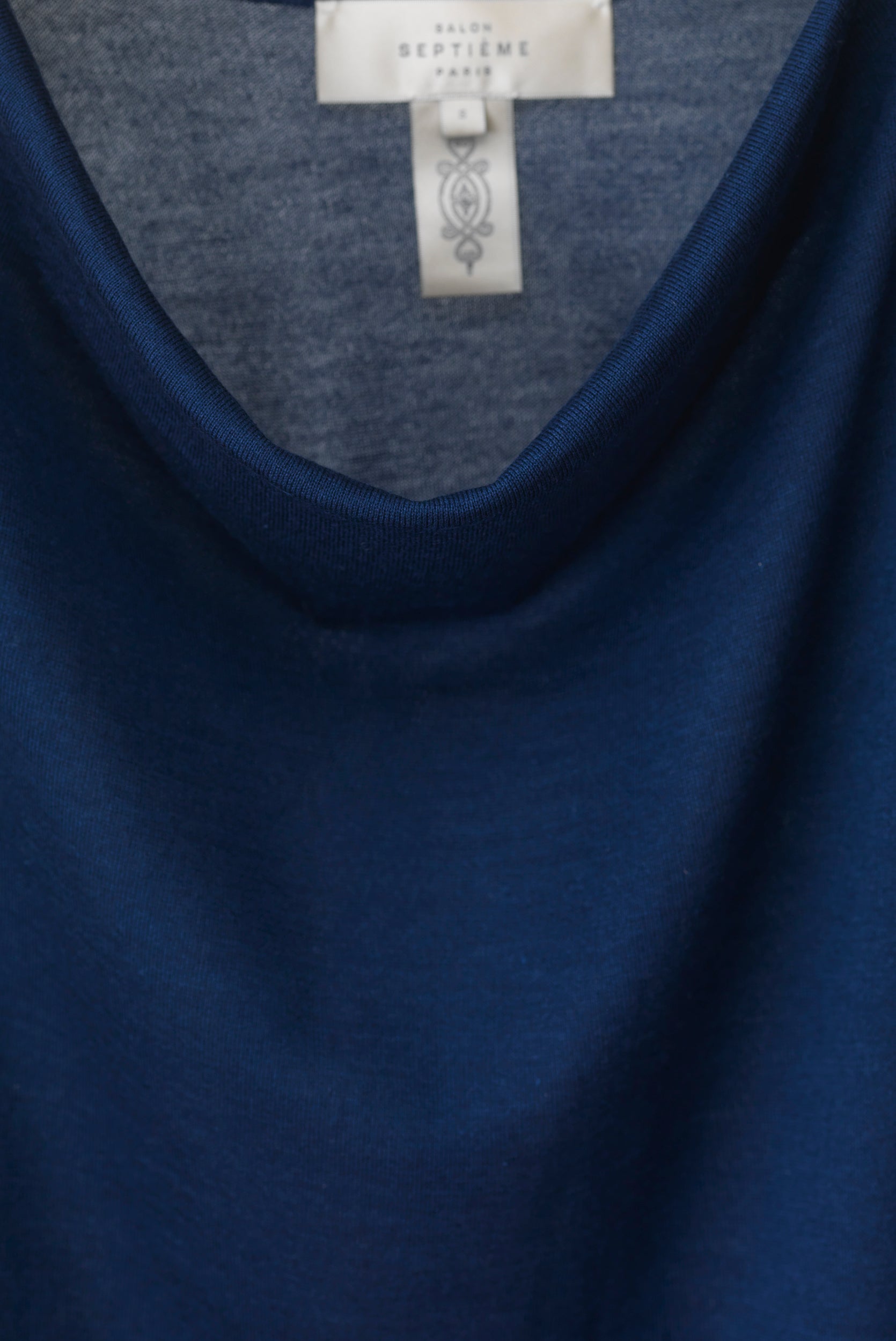 #color_navy