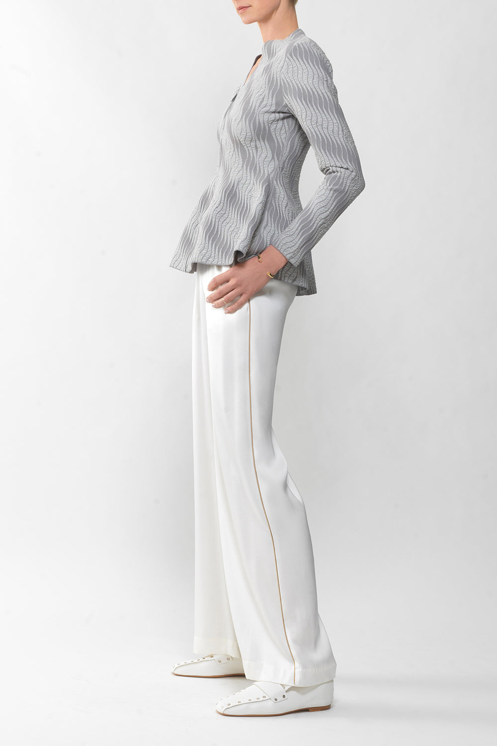 #color_steel grey