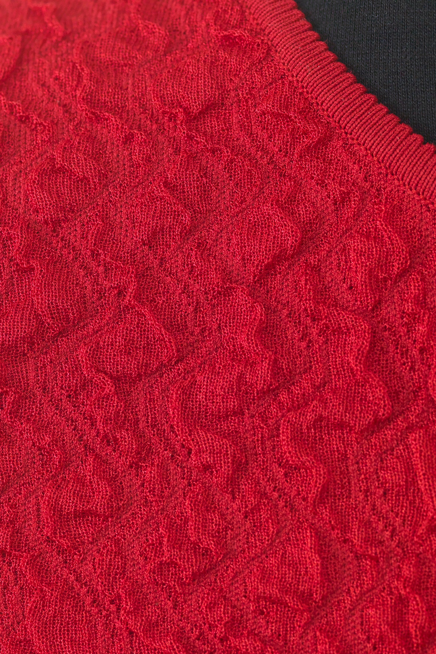 #color_scarlet red