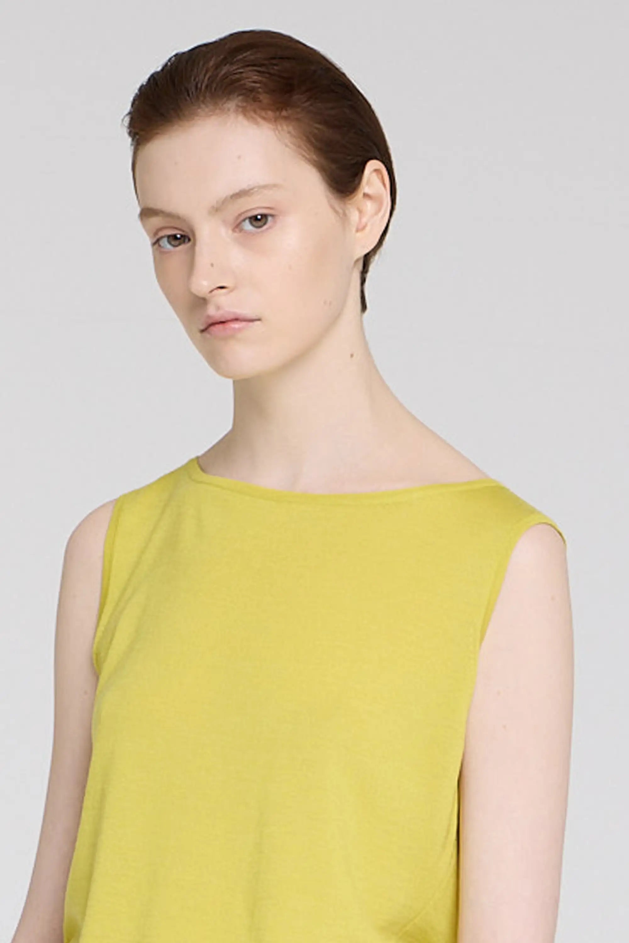 Sleeveless Knits