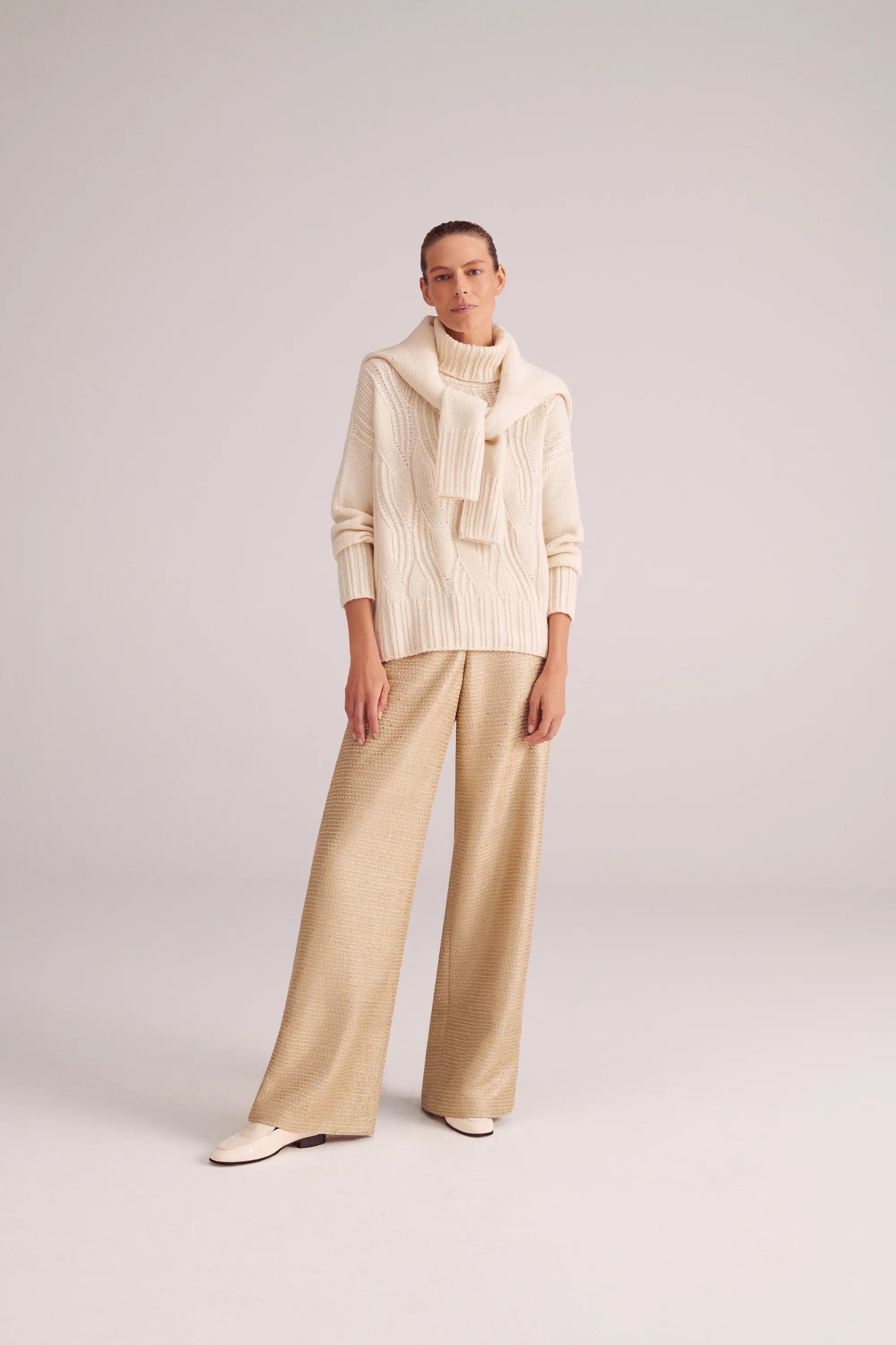 #color_ivory