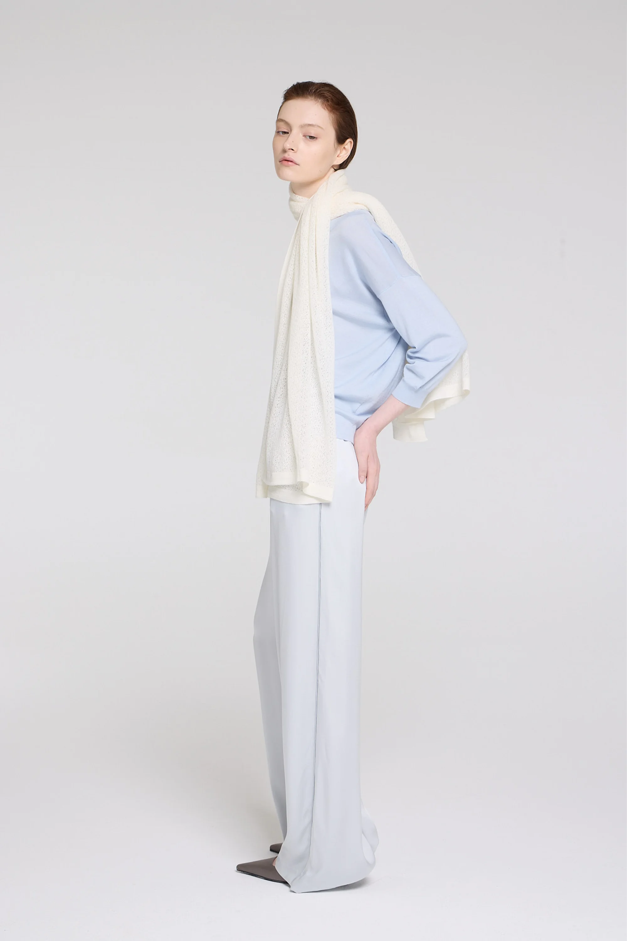 #color_ivory