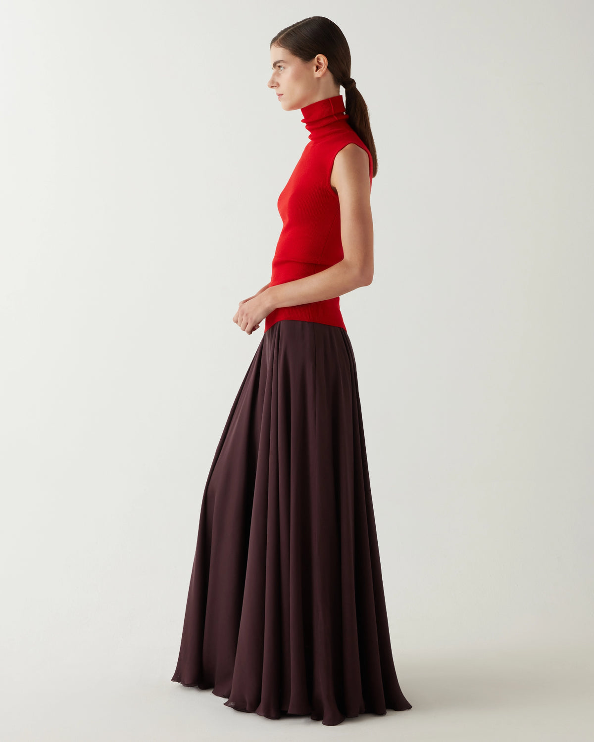 #color_scarlet red