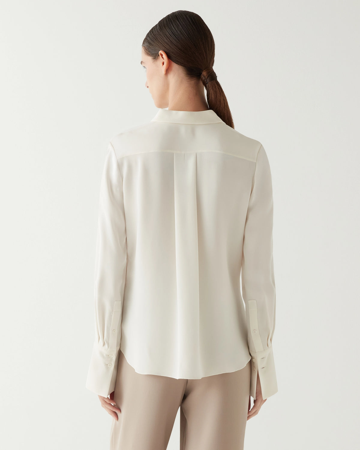#color_ivory