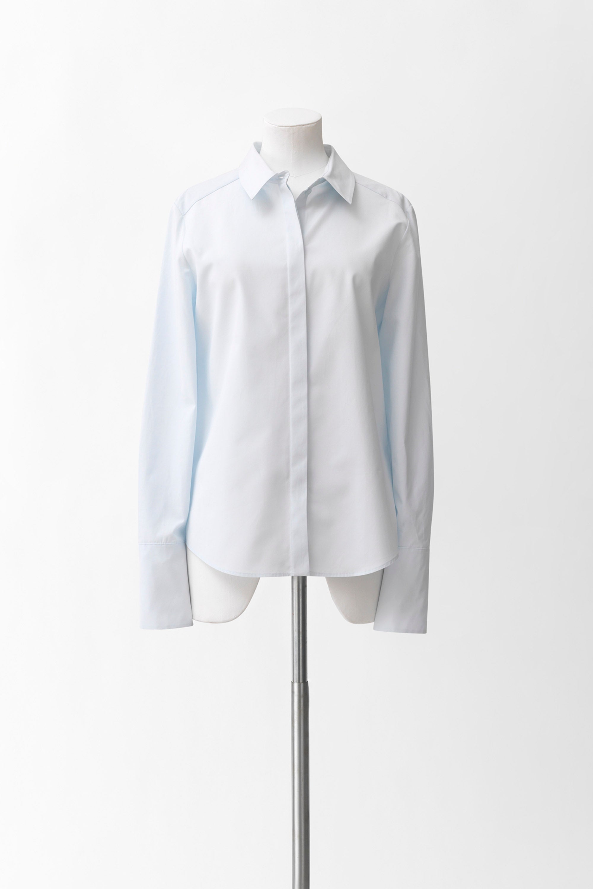 #color_white blue