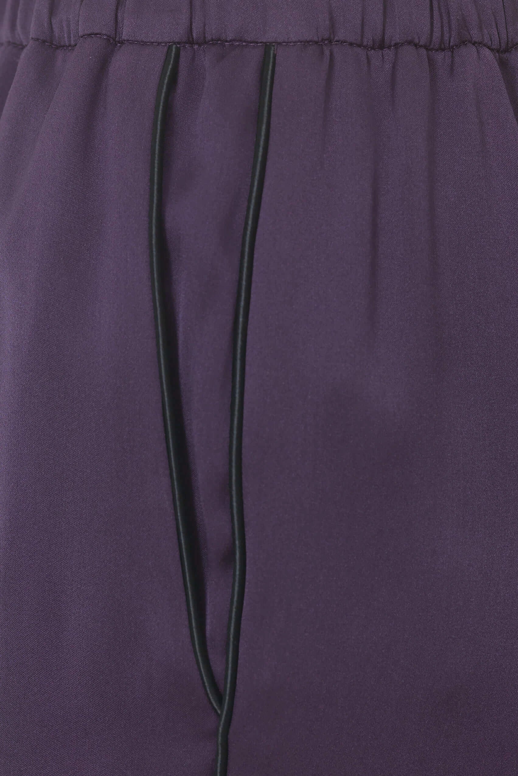 #color_aubergine