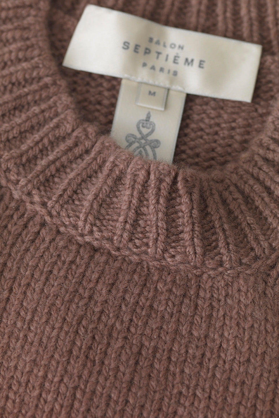 Cashmere Long-Sleeved Pullover with Crewneck - hibiscus - fabric details