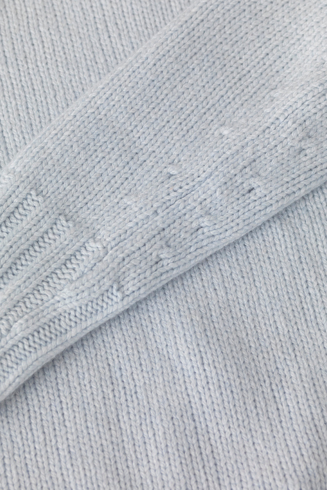 Cashmere Long-Sleeved Pullover with Crewneck - frosty white - fabric details