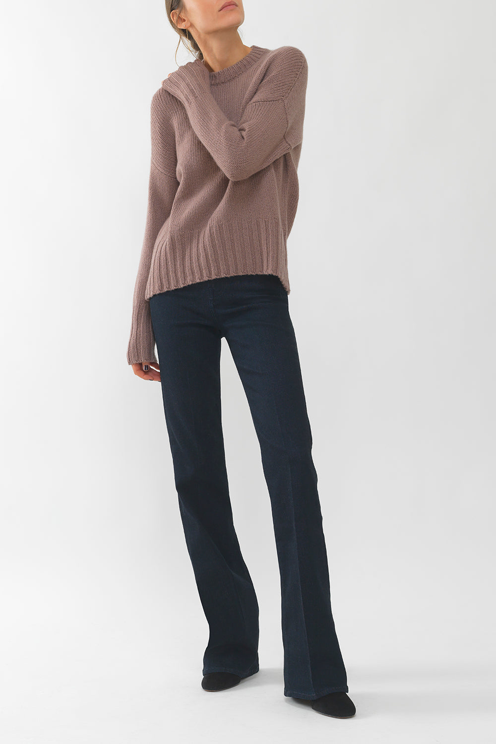 Cashmere Long-Sleeved Pullover with Crewneck - hibiscus - worn