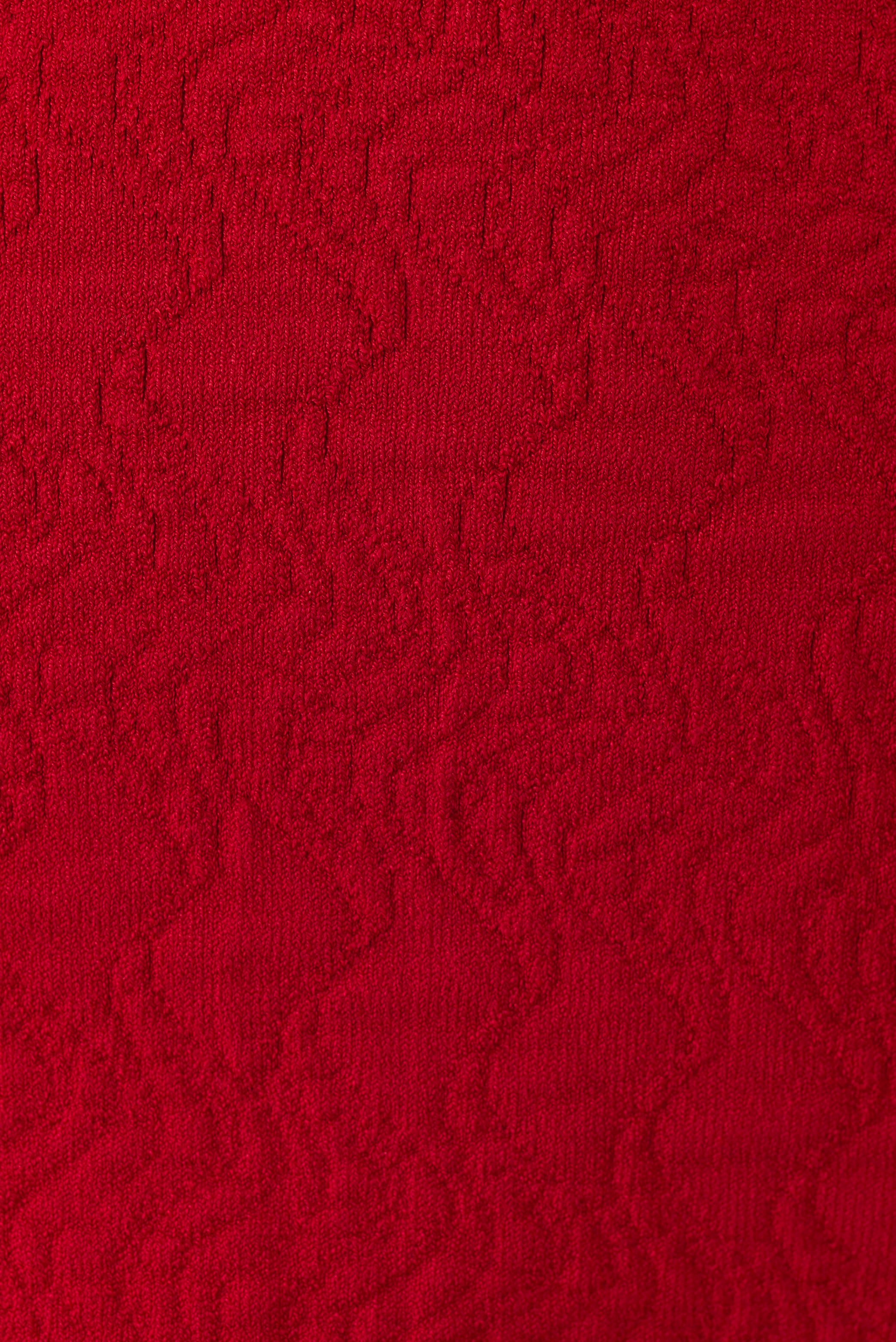 #color_scarlet red